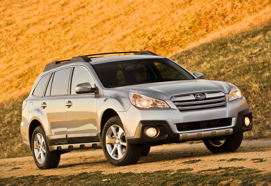  Subaru Outback 2013 года  (фото 15 из 29)